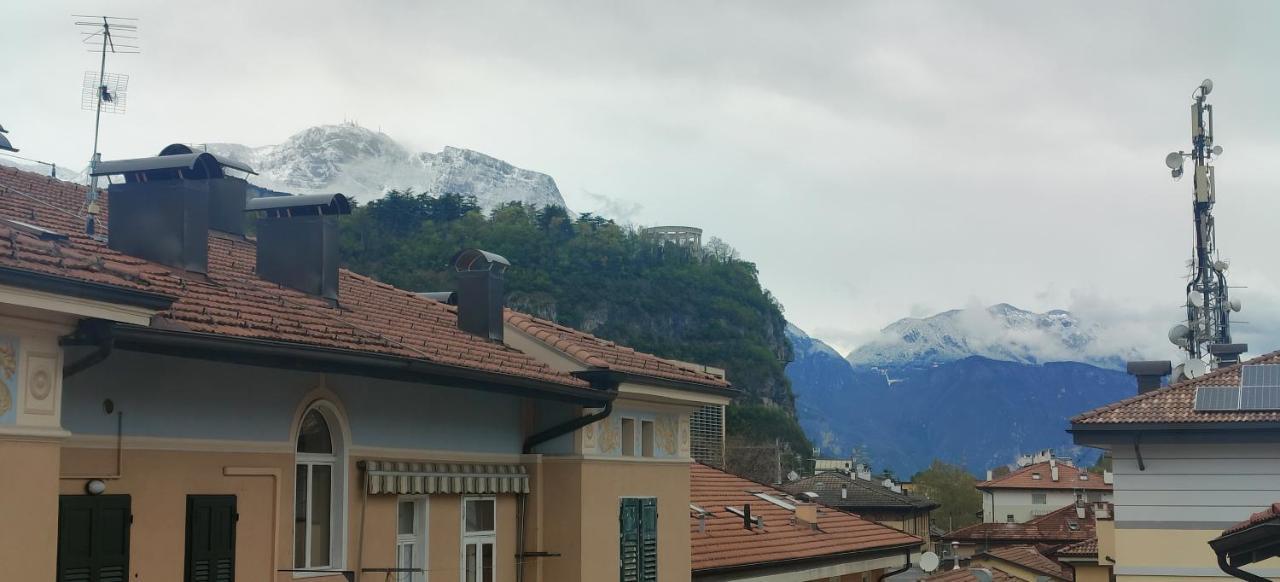 Verdisuite - Trento Centro - Parcheggio Privato Gratuito エクステリア 写真